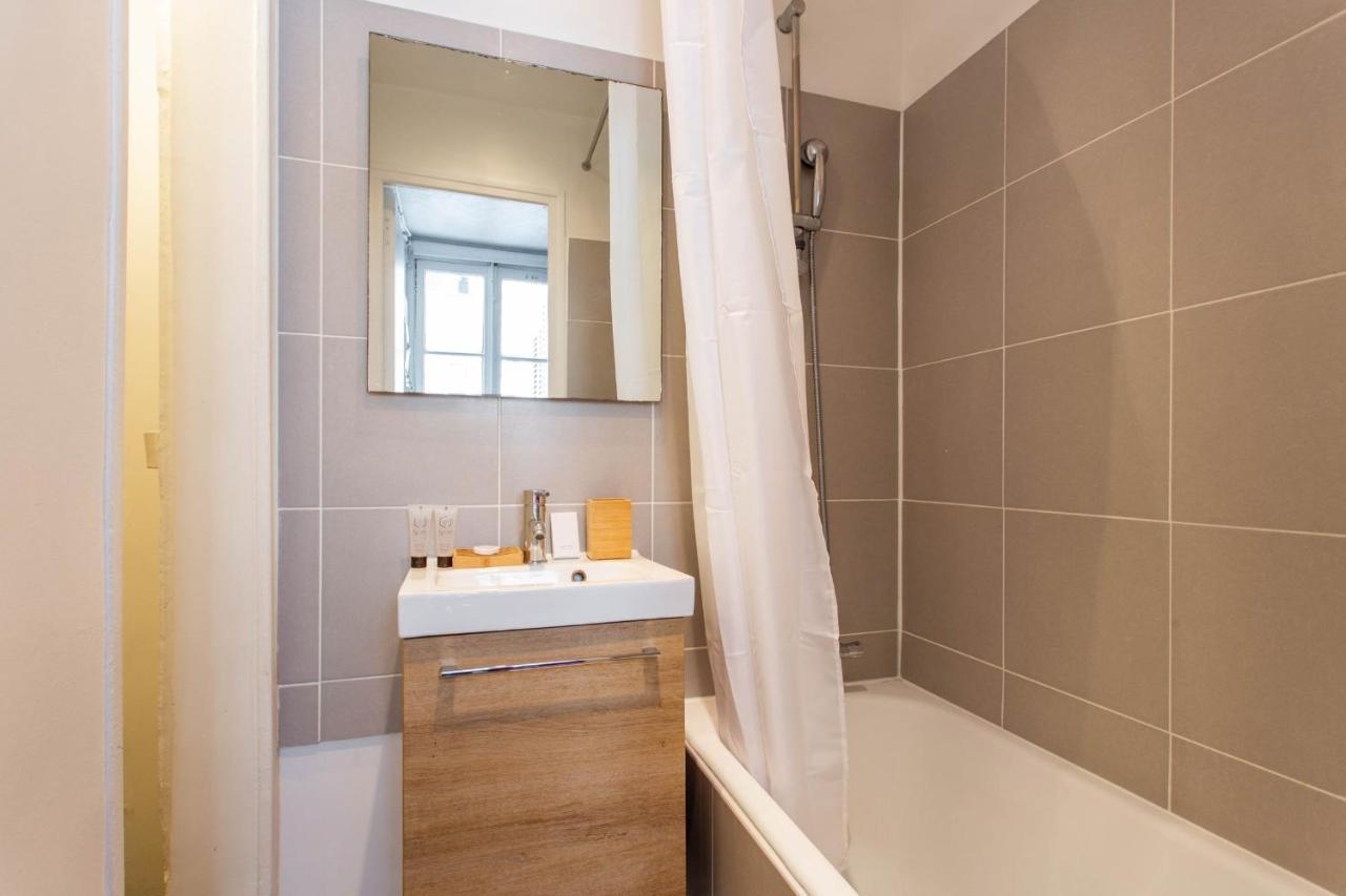 Appartement CMG Invalides - Sevres à Paris Extérieur photo